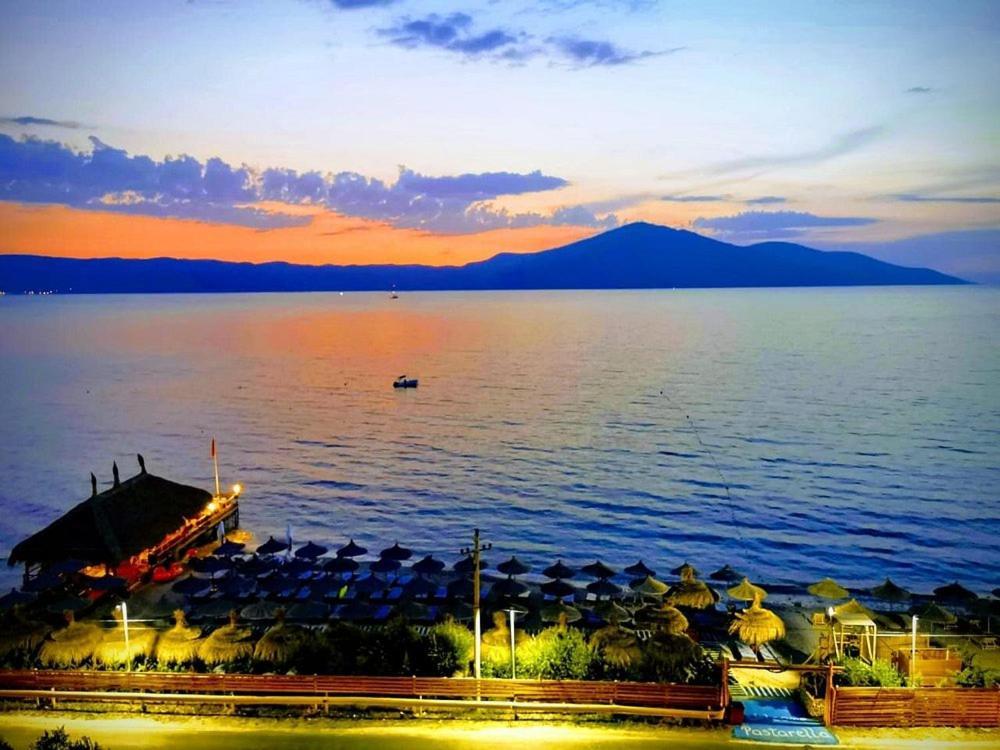 Pastarella Beachfront Resort Orikum Exterior foto